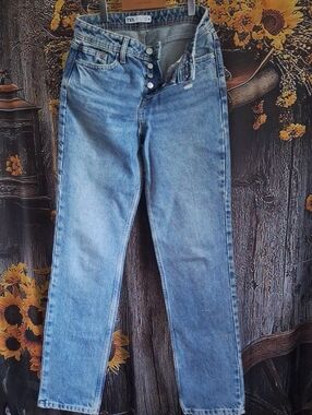 Zara Light Blue Straight Leg Women's Jeans